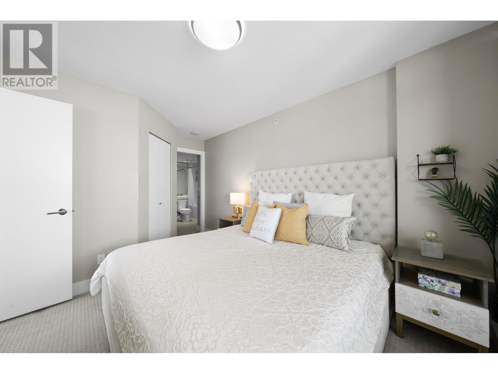 Listing Picture 16 of 40 : 3201 4189 HALIFAX STREET, Burnaby / 本拿比 - 魯藝地產 Yvonne Lu Group - MLS Medallion Club Member