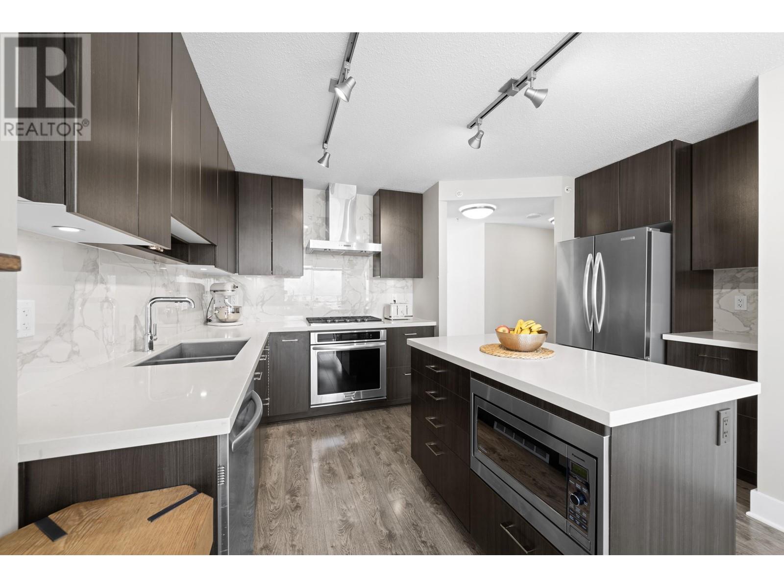 Listing Picture 4 of 40 : 3201 4189 HALIFAX STREET, Burnaby / 本拿比 - 魯藝地產 Yvonne Lu Group - MLS Medallion Club Member