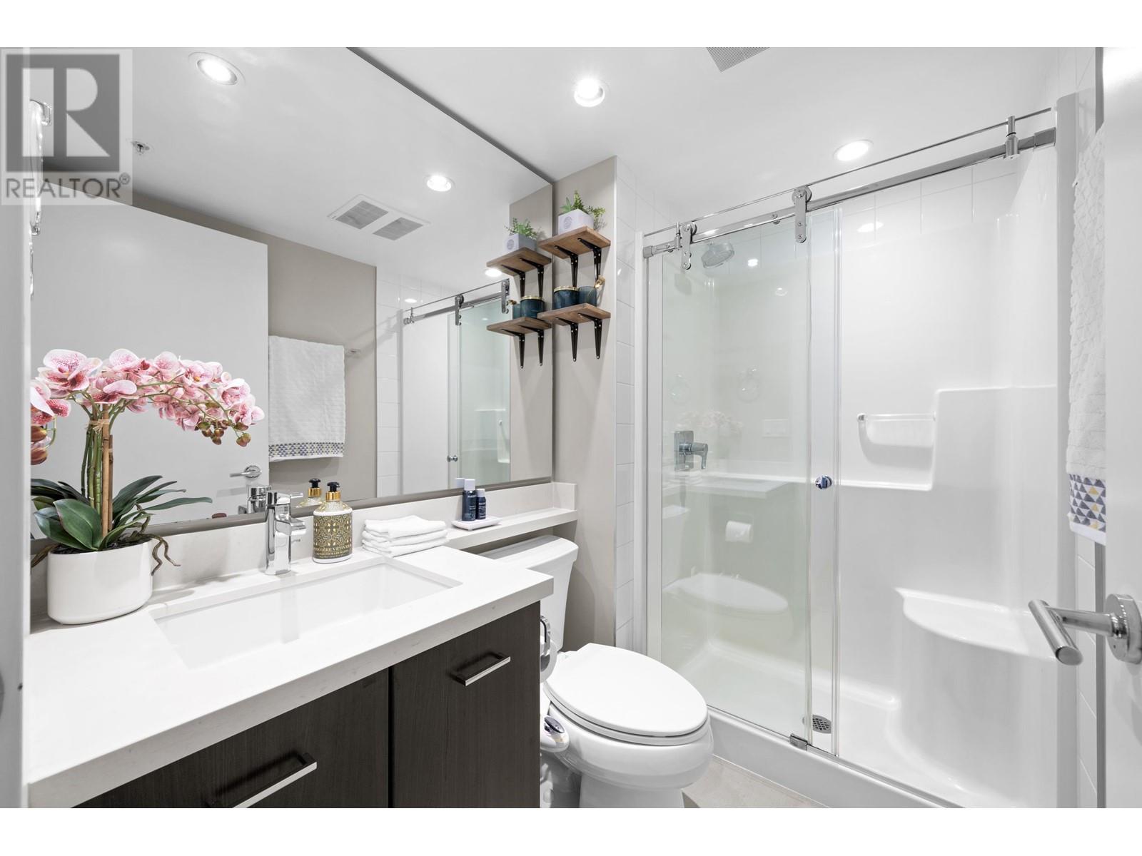 Listing Picture 17 of 40 : 3201 4189 HALIFAX STREET, Burnaby / 本拿比 - 魯藝地產 Yvonne Lu Group - MLS Medallion Club Member