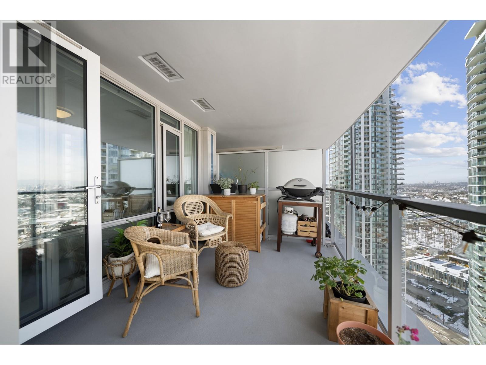Listing Picture 23 of 40 : 3201 4189 HALIFAX STREET, Burnaby / 本拿比 - 魯藝地產 Yvonne Lu Group - MLS Medallion Club Member