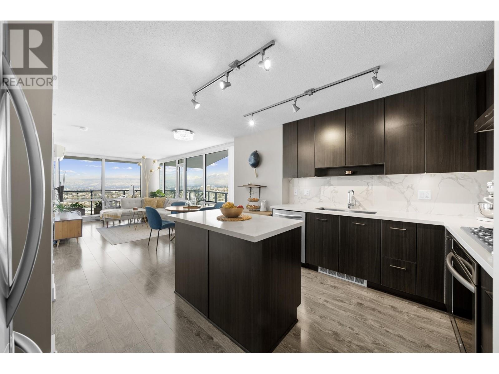 Listing Picture 6 of 40 : 3201 4189 HALIFAX STREET, Burnaby / 本拿比 - 魯藝地產 Yvonne Lu Group - MLS Medallion Club Member