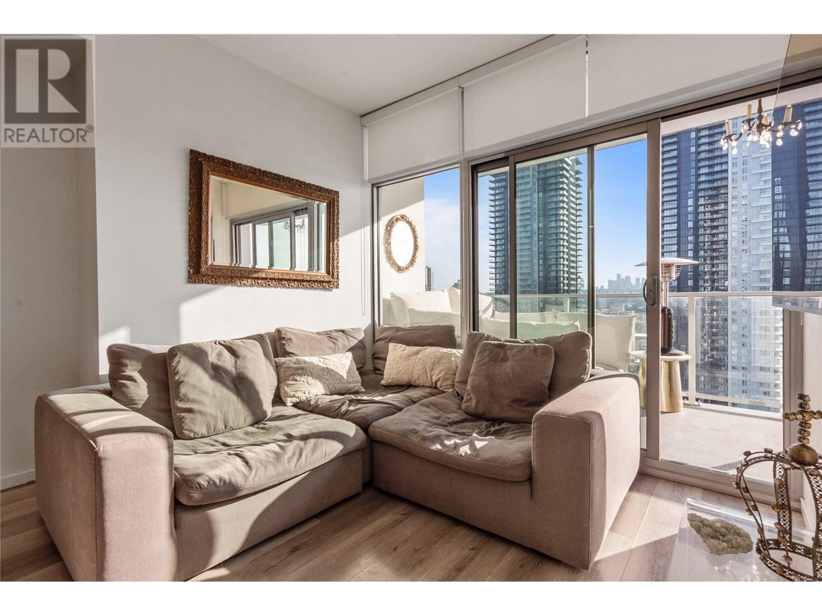 Listing Picture 6 of 28 : 2005 1888 GILMORE AVENUE, Burnaby / 本拿比 - 魯藝地產 Yvonne Lu Group - MLS Medallion Club Member