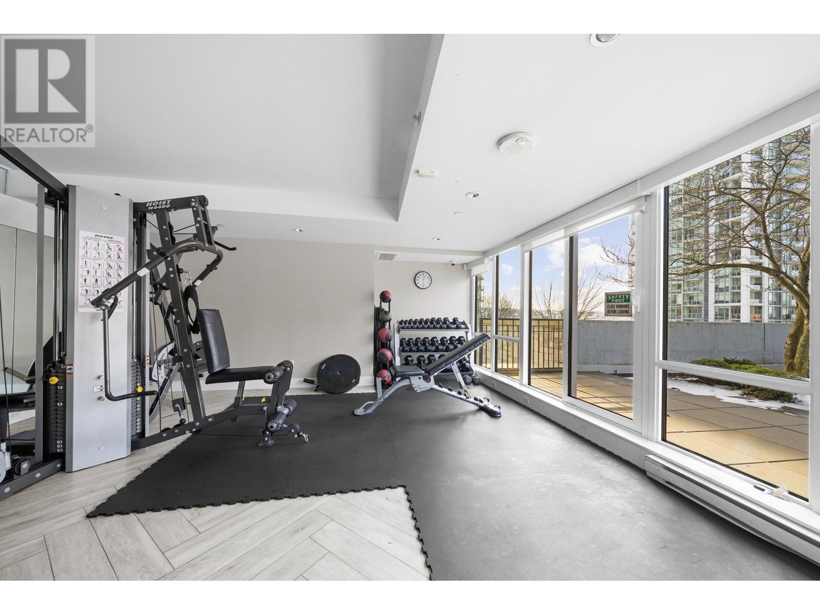 Listing Picture 36 of 40 : 3201 4189 HALIFAX STREET, Burnaby / 本拿比 - 魯藝地產 Yvonne Lu Group - MLS Medallion Club Member