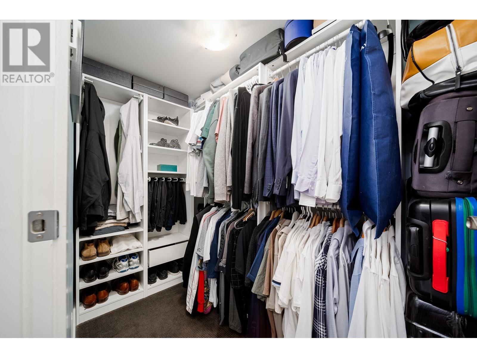 Listing Picture 19 of 37 : 103 1088 RICHARDS STREET, Vancouver / 溫哥華 - 魯藝地產 Yvonne Lu Group - MLS Medallion Club Member