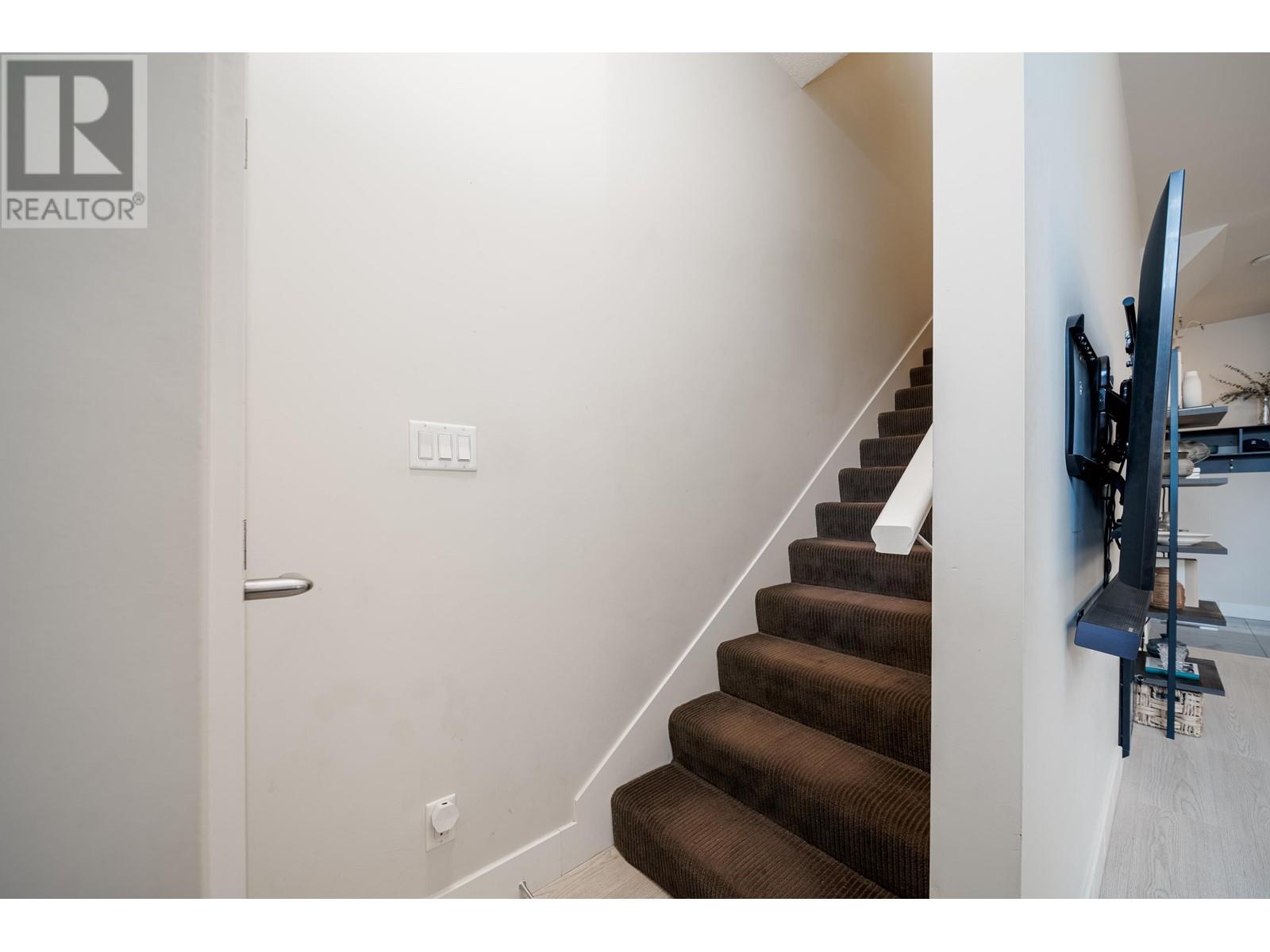 Listing Picture 13 of 37 : 103 1088 RICHARDS STREET, Vancouver / 溫哥華 - 魯藝地產 Yvonne Lu Group - MLS Medallion Club Member