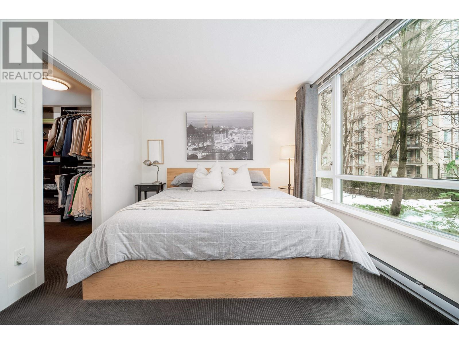 Listing Picture 22 of 37 : 103 1088 RICHARDS STREET, Vancouver / 溫哥華 - 魯藝地產 Yvonne Lu Group - MLS Medallion Club Member