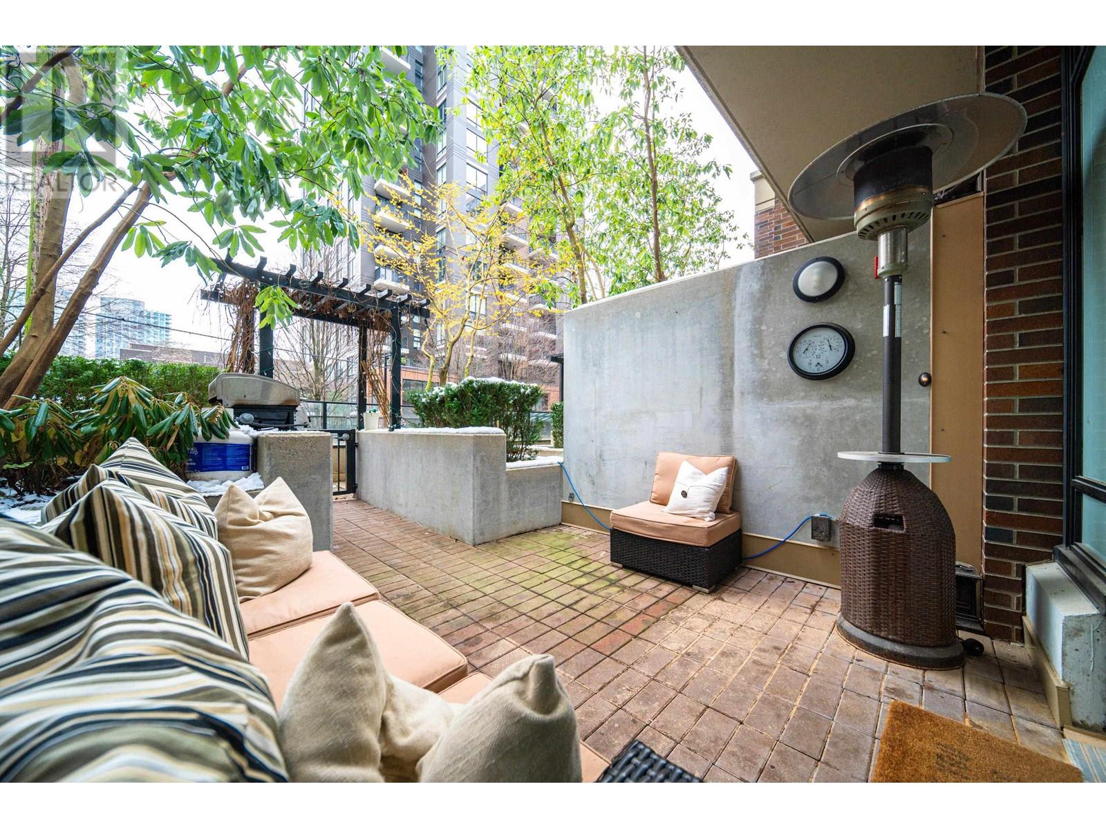 Listing Picture 25 of 37 : 103 1088 RICHARDS STREET, Vancouver / 溫哥華 - 魯藝地產 Yvonne Lu Group - MLS Medallion Club Member