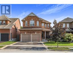 9 TOM EDWARDS DRIVE, Whitby, Ontario