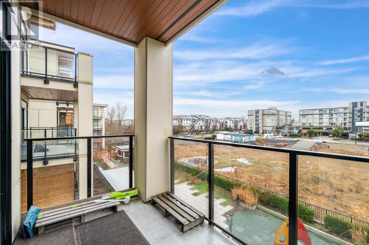Listing Picture 19 of 25 : 318 4033 MAY DRIVE, Richmond / 烈治文 - 魯藝地產 Yvonne Lu Group - MLS Medallion Club Member