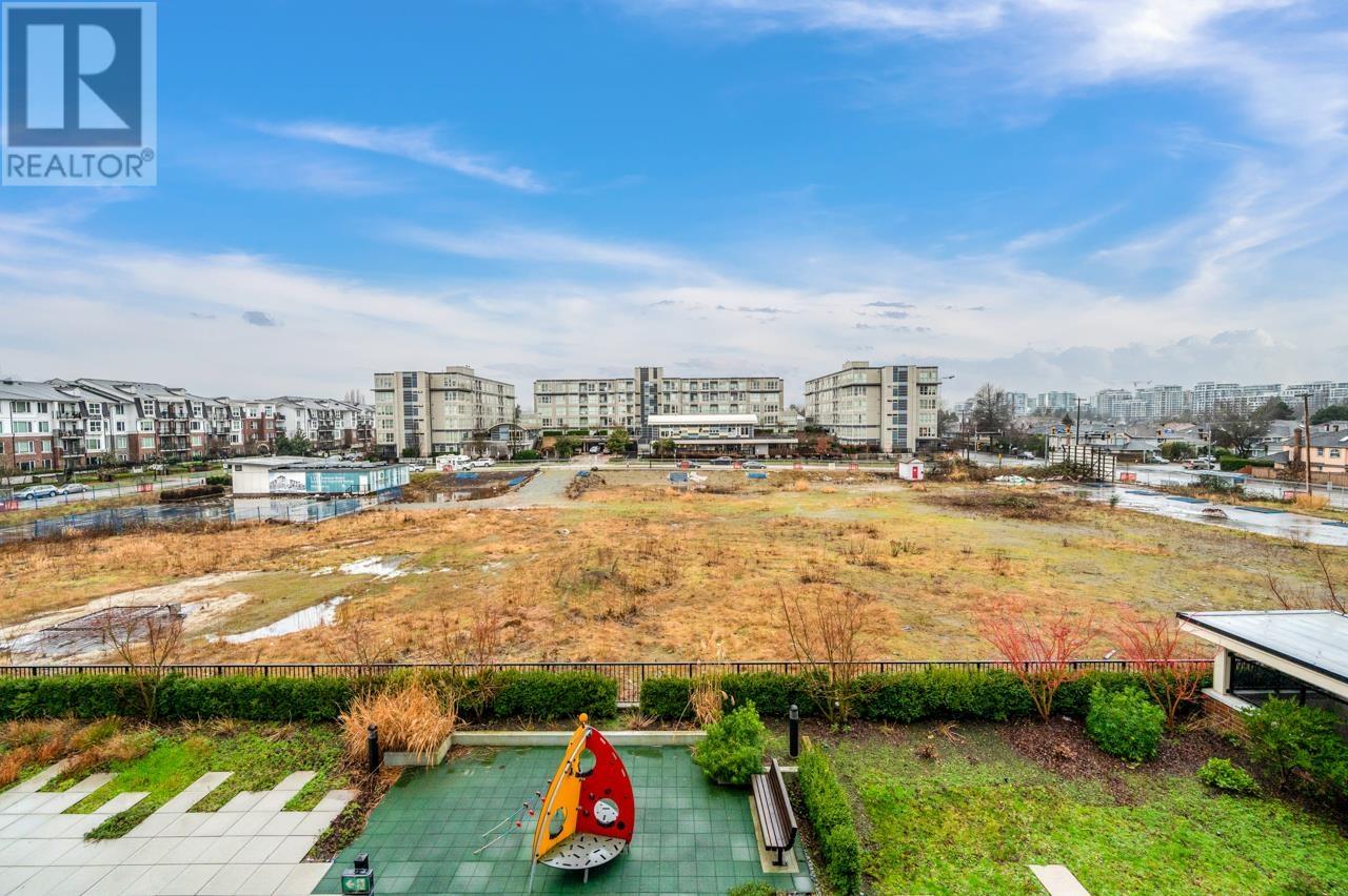 Listing Picture 18 of 25 : 318 4033 MAY DRIVE, Richmond / 烈治文 - 魯藝地產 Yvonne Lu Group - MLS Medallion Club Member