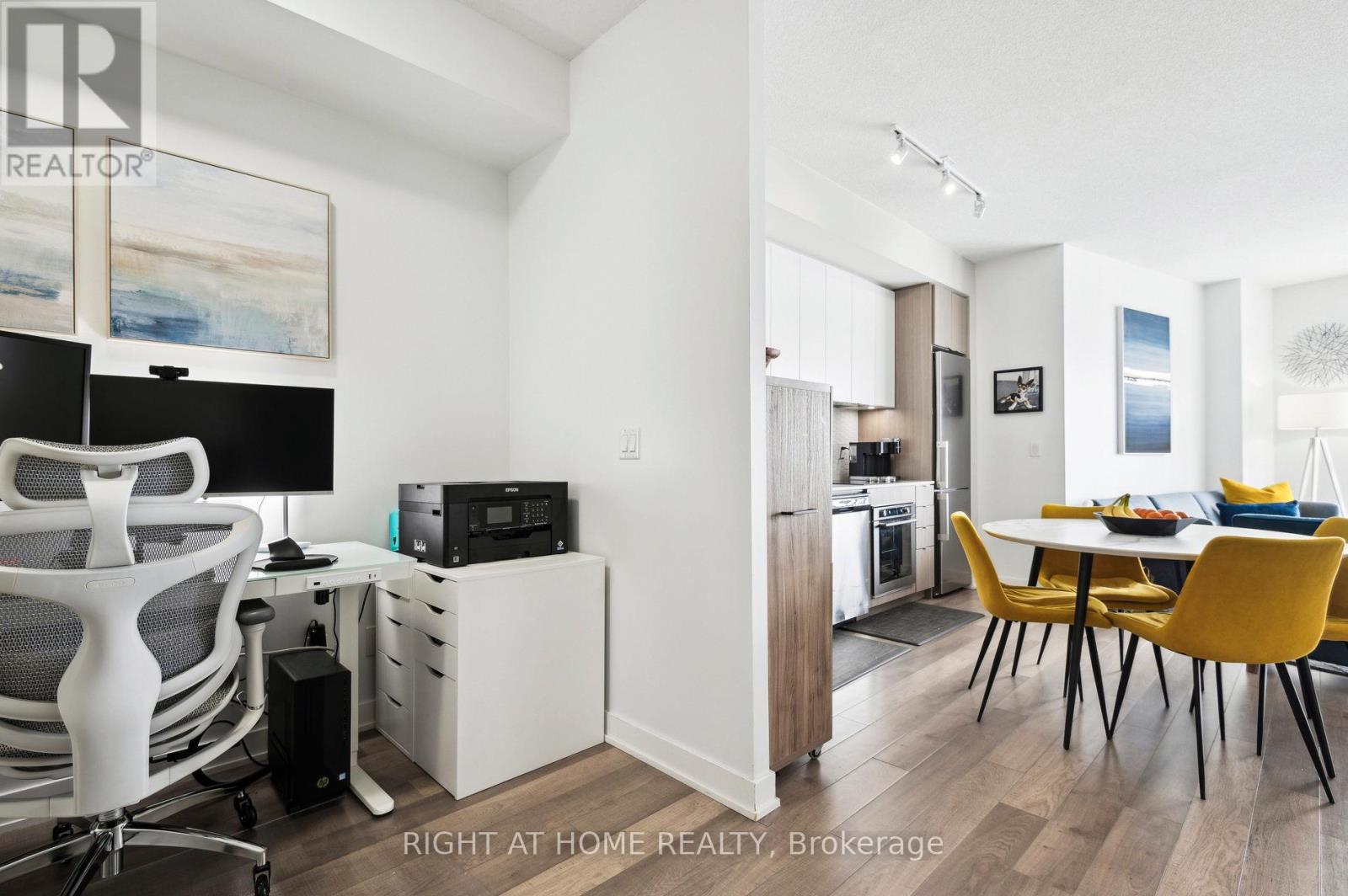 Property at A629 - 5230 DUNDAS STREET image 5