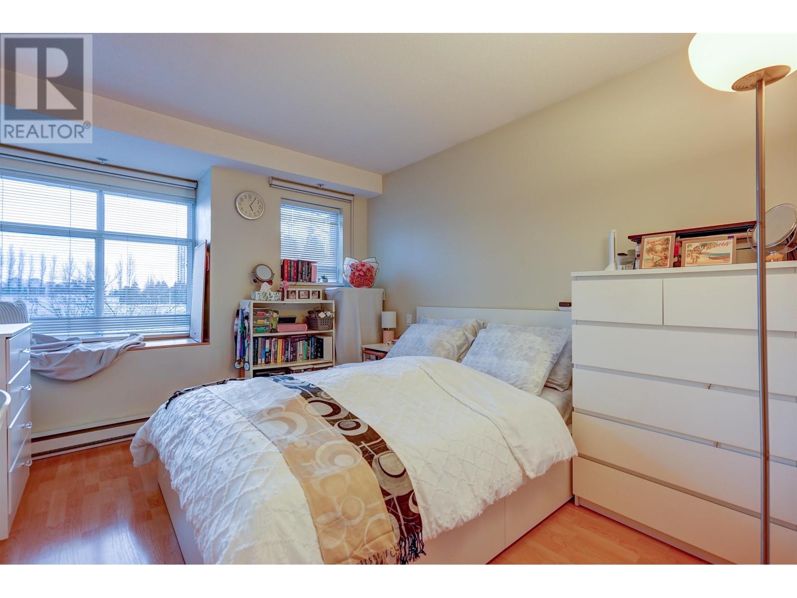 Listing Picture 12 of 20 : 62 7128 STRIDE AVENUE, Burnaby / 本拿比 - 魯藝地產 Yvonne Lu Group - MLS Medallion Club Member