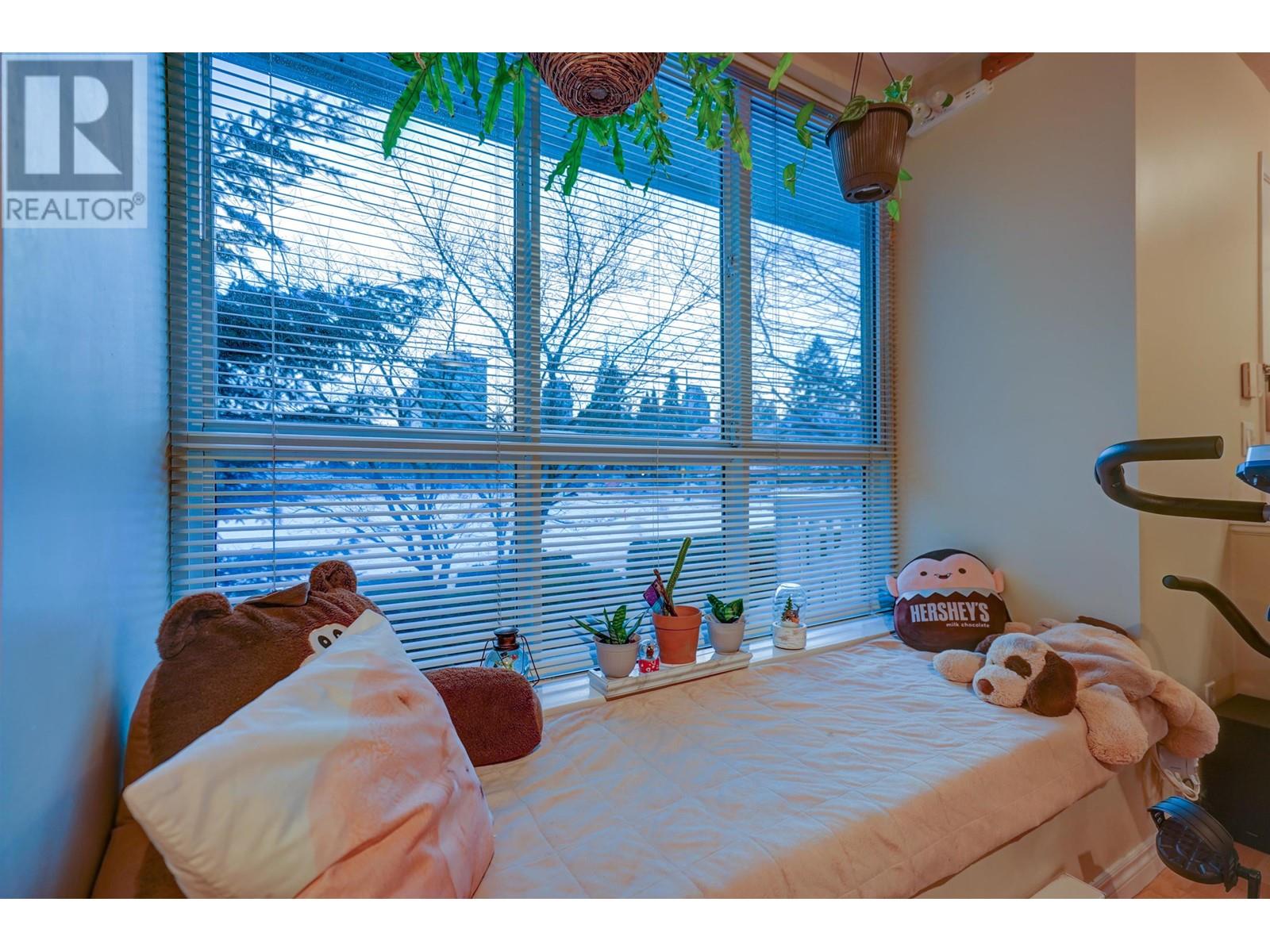 Listing Picture 9 of 20 : 62 7128 STRIDE AVENUE, Burnaby / 本拿比 - 魯藝地產 Yvonne Lu Group - MLS Medallion Club Member