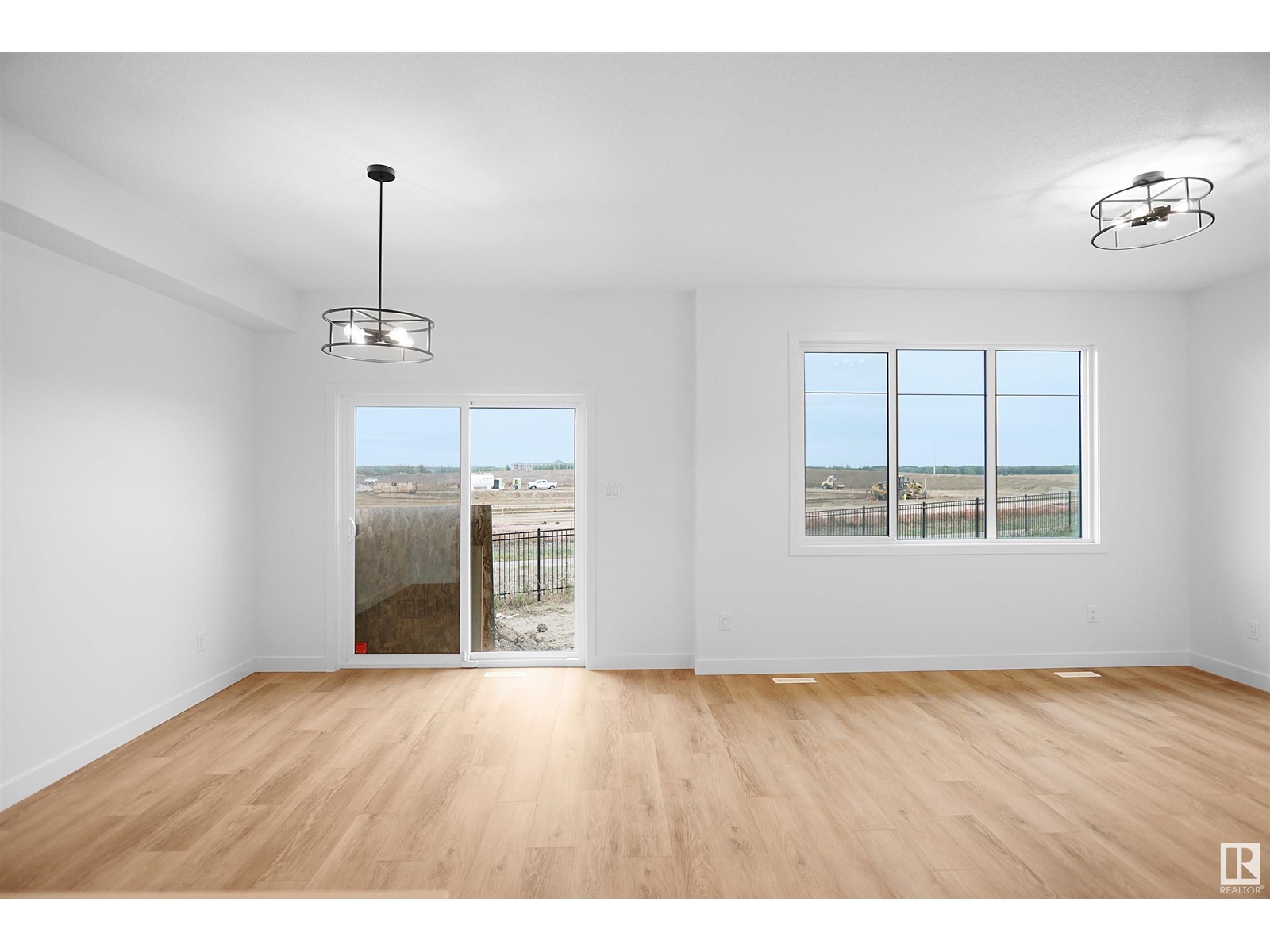 Property at 1332 11 AV NW image 5