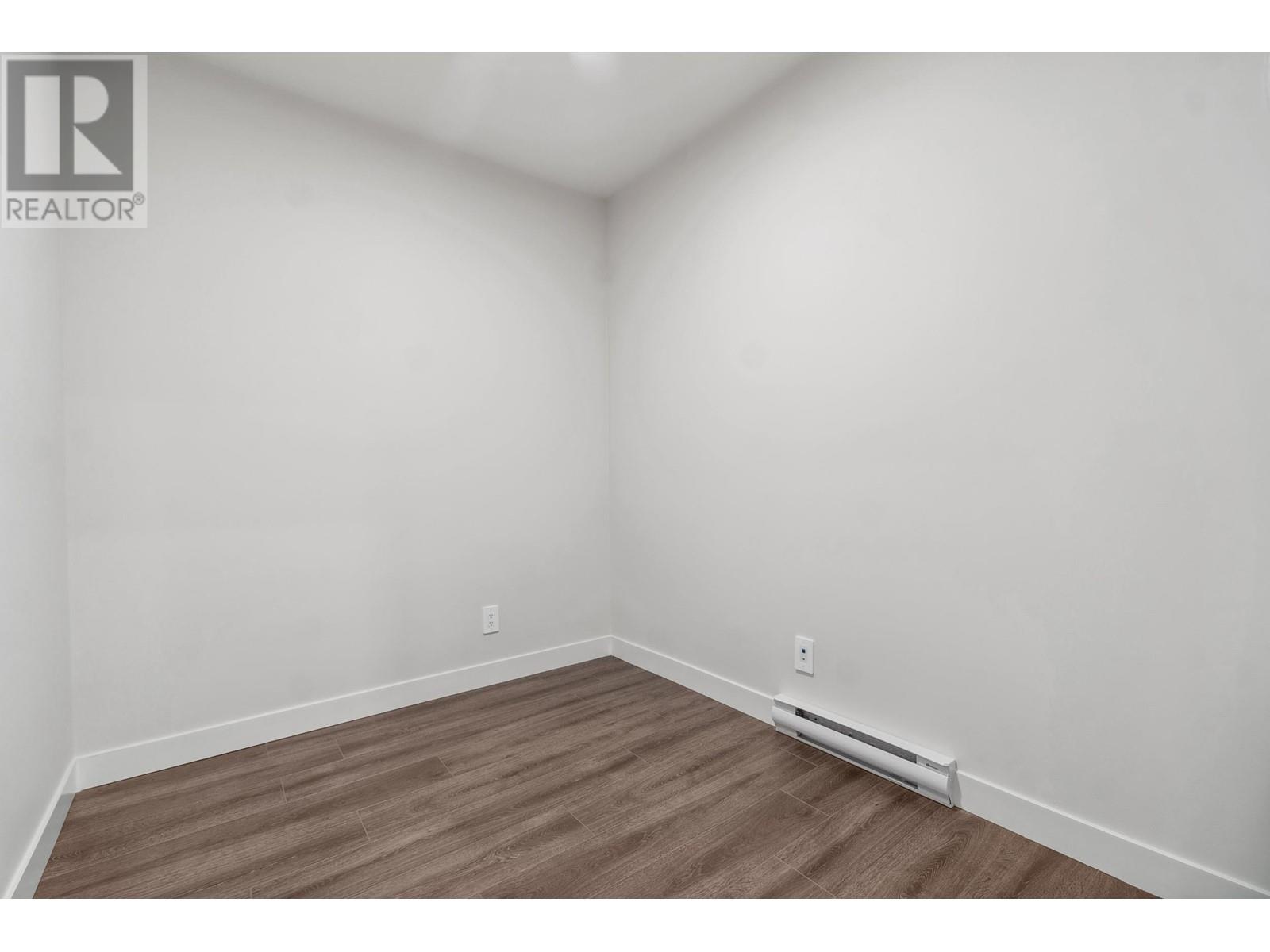 302 5535 Hastings Street, Burnaby, British Columbia  V5B 1R2 - Photo 12 - R2955871