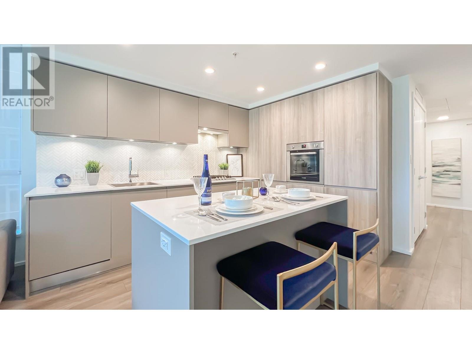 Listing Picture 7 of 35 : 309 3809 EVERGREEN PLACE, Burnaby / 本拿比 - 魯藝地產 Yvonne Lu Group - MLS Medallion Club Member