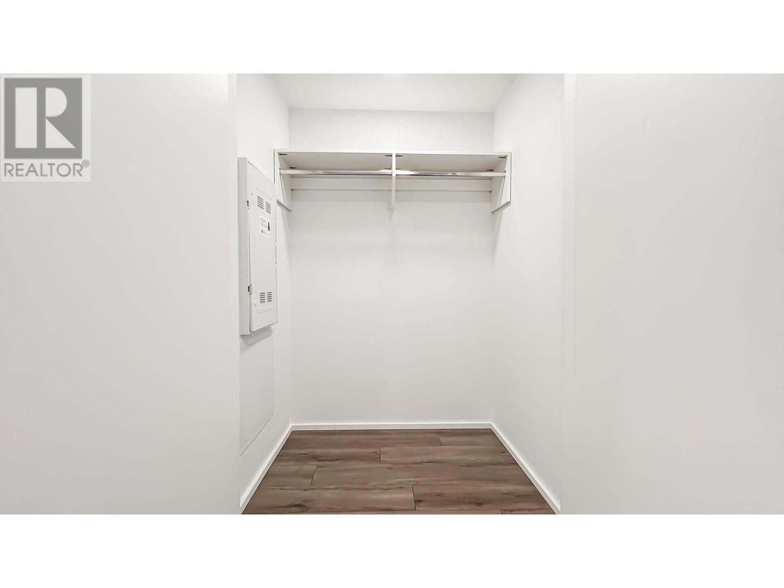 Listing Picture 16 of 35 : 309 3809 EVERGREEN PLACE, Burnaby / 本拿比 - 魯藝地產 Yvonne Lu Group - MLS Medallion Club Member