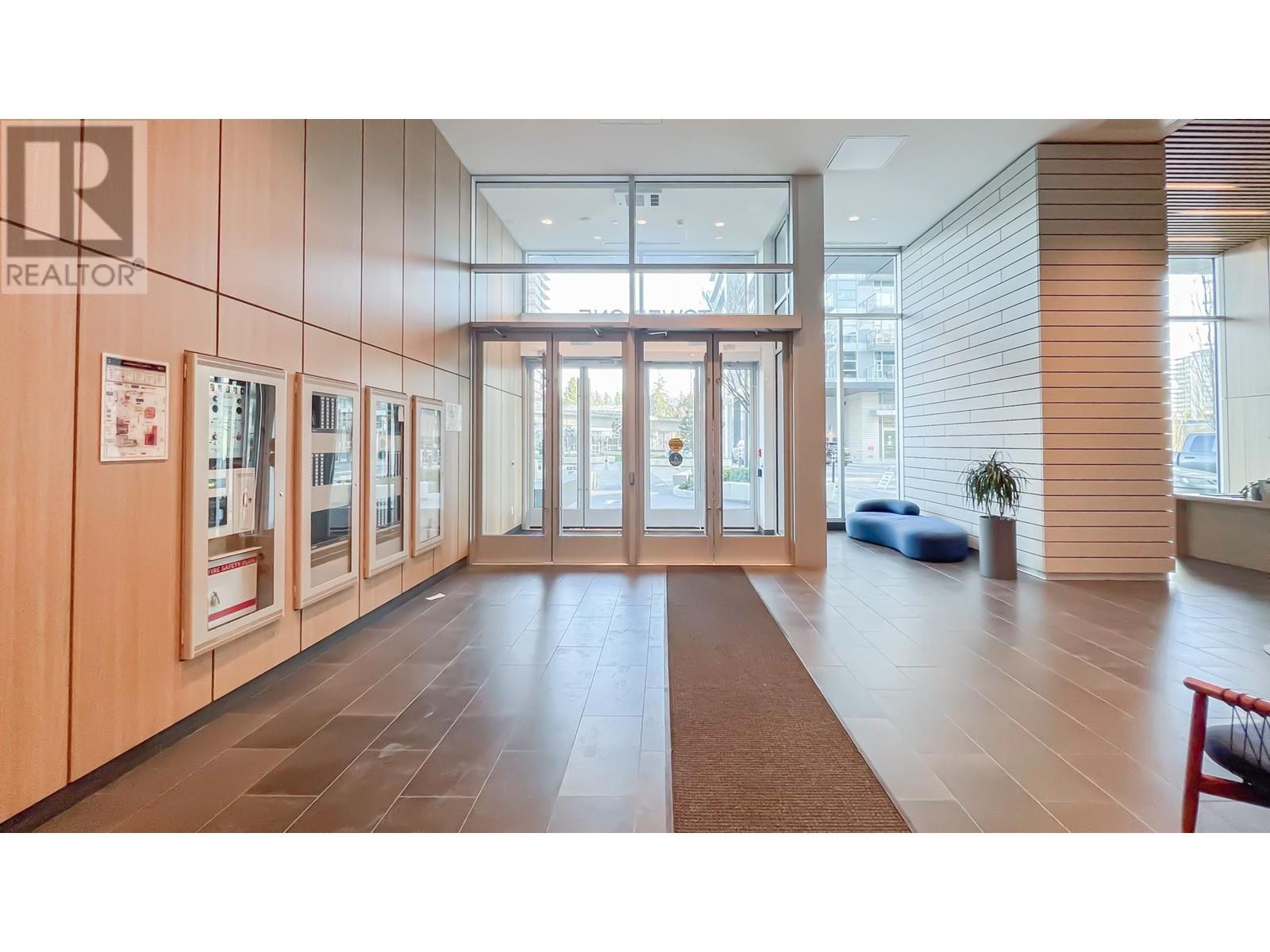 Listing Picture 4 of 35 : 309 3809 EVERGREEN PLACE, Burnaby / 本拿比 - 魯藝地產 Yvonne Lu Group - MLS Medallion Club Member