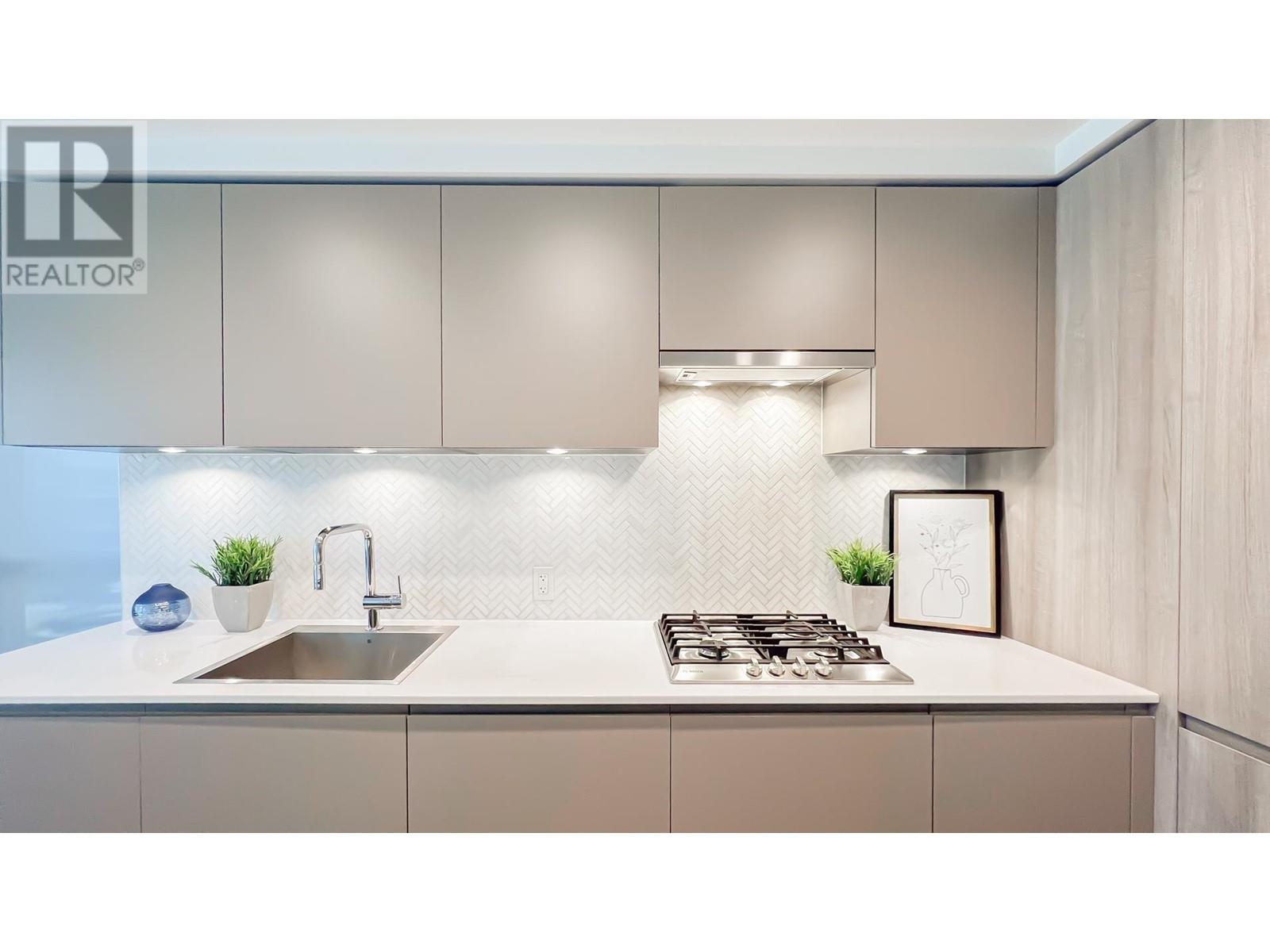 Listing Picture 9 of 35 : 309 3809 EVERGREEN PLACE, Burnaby / 本拿比 - 魯藝地產 Yvonne Lu Group - MLS Medallion Club Member