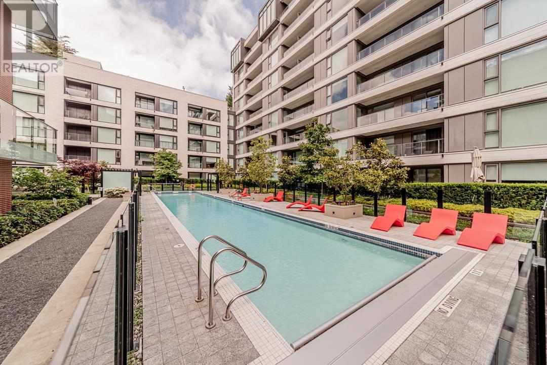 201 1561 W 57th Avenue, Vancouver, British Columbia  V6P 0H5 - Photo 3 - R2965492