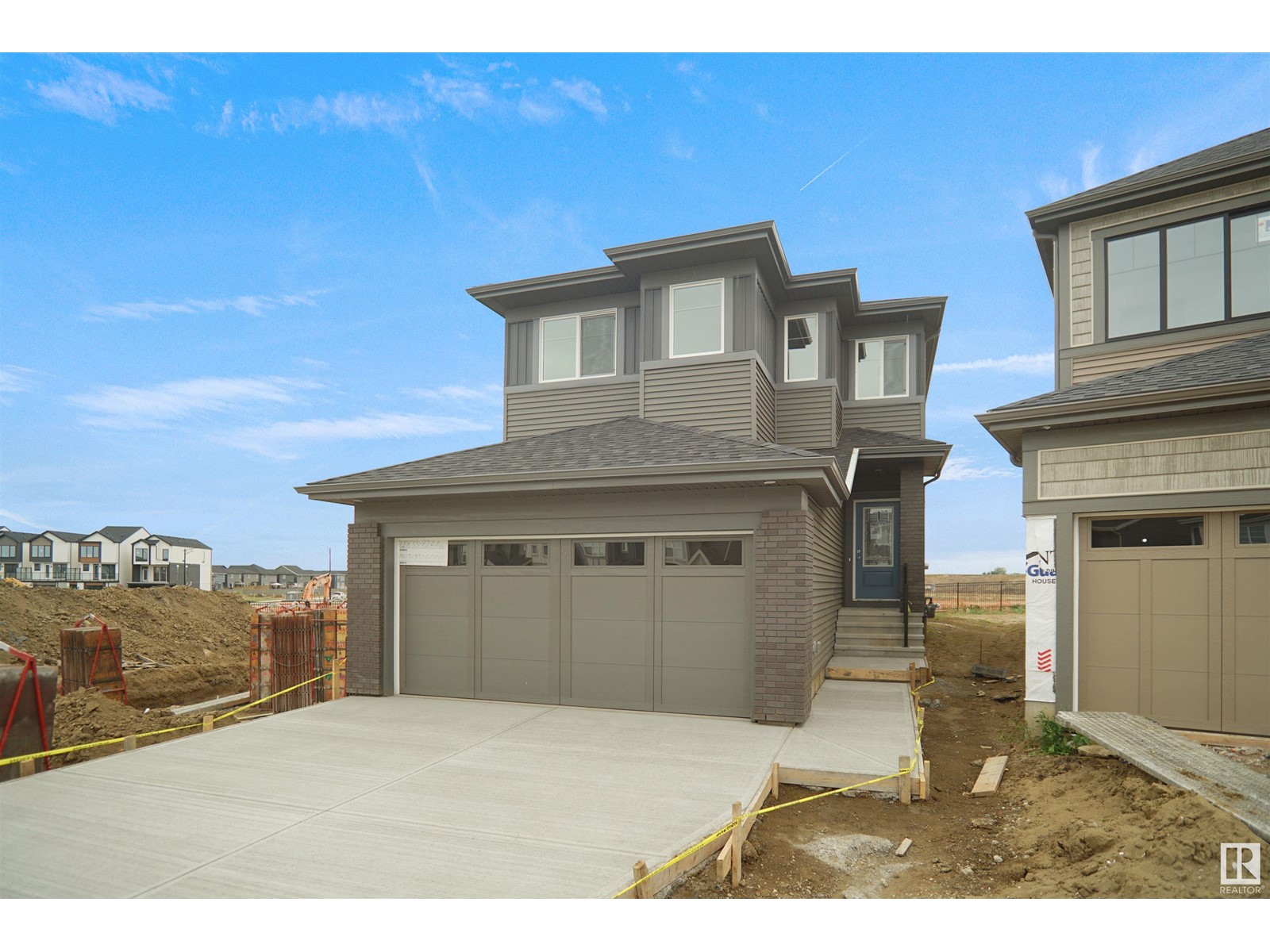 Property at 1503 26 ST NW image 1