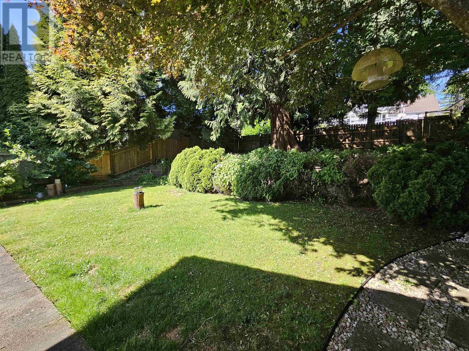 4263 Atlee Avenue, Burnaby, British Columbia  V5G 3R7 - Photo 10 - R2965564