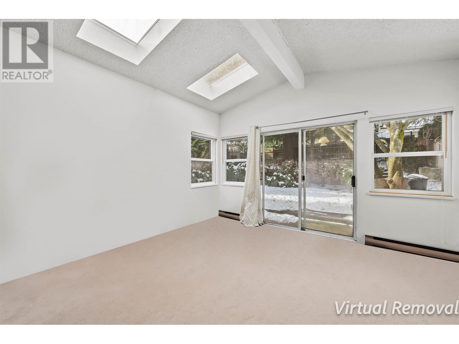 4263 Atlee Avenue, Burnaby, British Columbia  V5G 3R7 - Photo 4 - R2965564