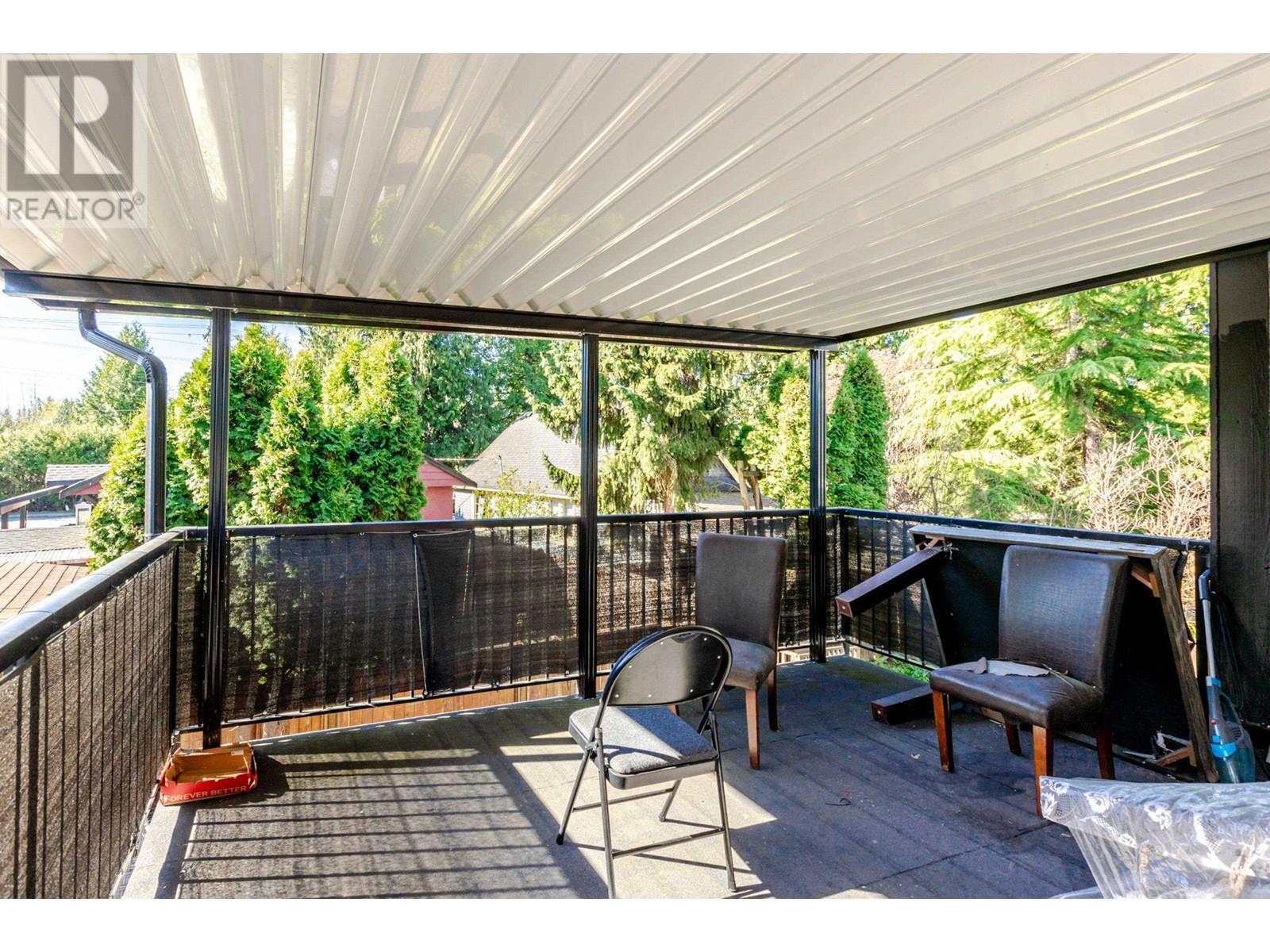 12048 Mcintyre Court, Maple Ridge, British Columbia  V2X 8M8 - Photo 11 - R2964947