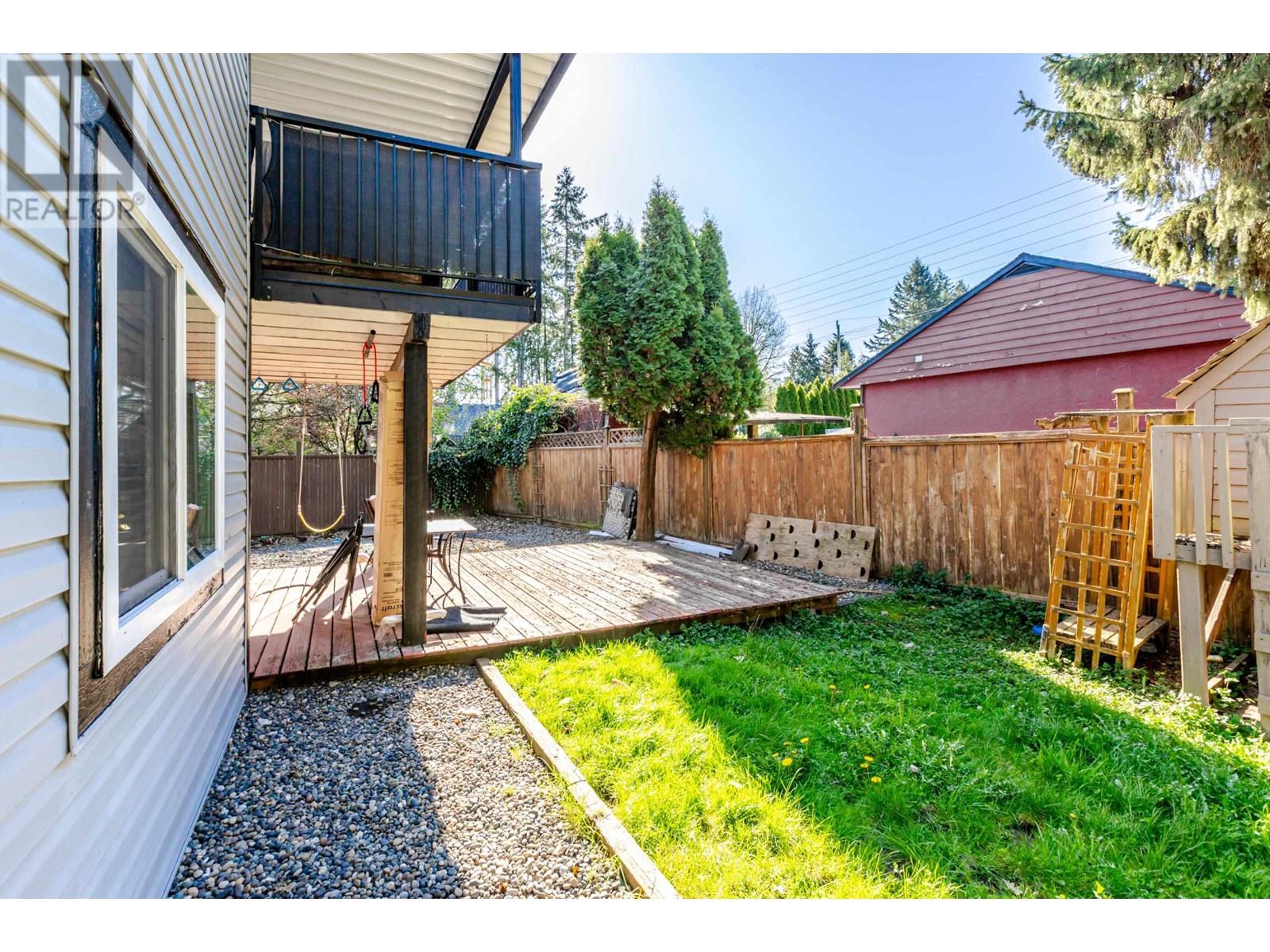 12048 Mcintyre Court, Maple Ridge, British Columbia  V2X 8M8 - Photo 5 - R2964947