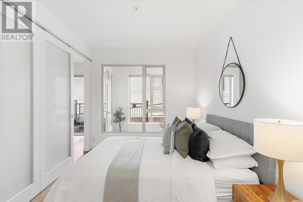 Listing Picture 11 of 26 : 210 205 E 10TH AVENUE, Vancouver / 溫哥華 - 魯藝地產 Yvonne Lu Group - MLS Medallion Club Member