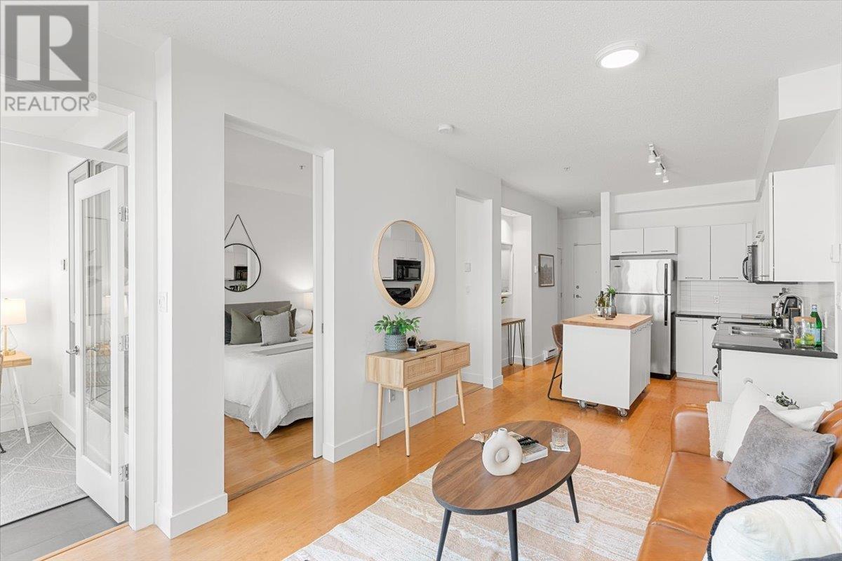 210 205 E 10TH AVENUE, Vancouver