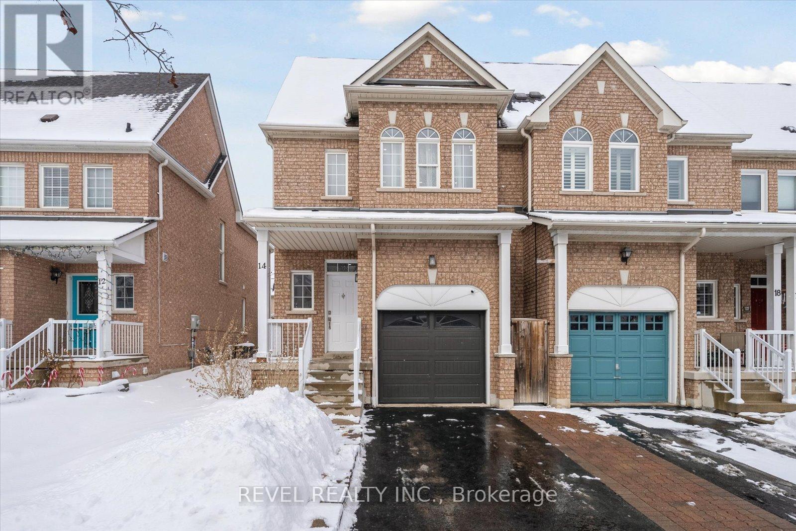 14 GATEWAY COURT, Whitby, Ontario