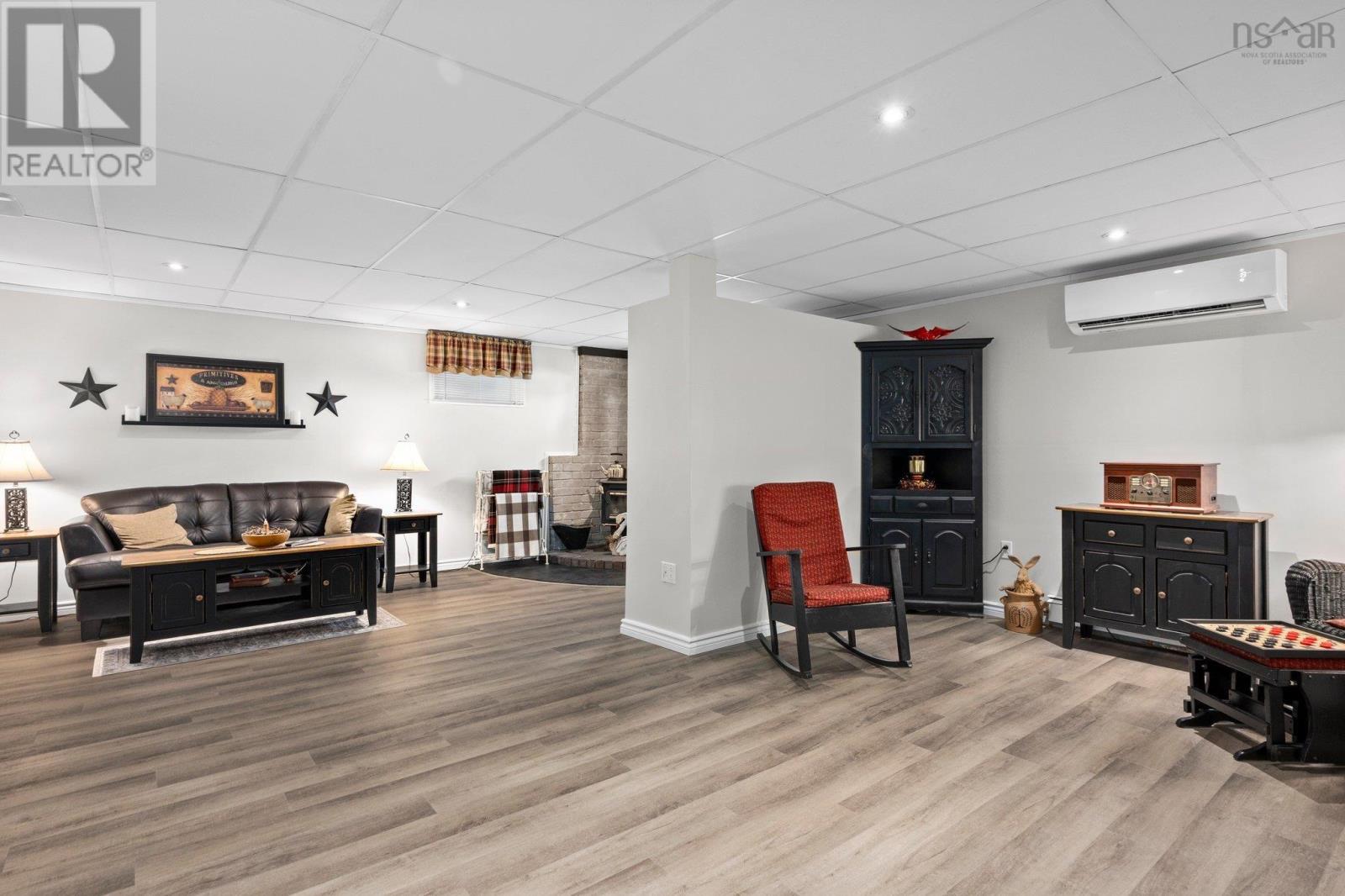 19 Sidney Crescent, Eastern Passage, Nova Scotia  B3G 1H8 - Photo 24 - 202502676