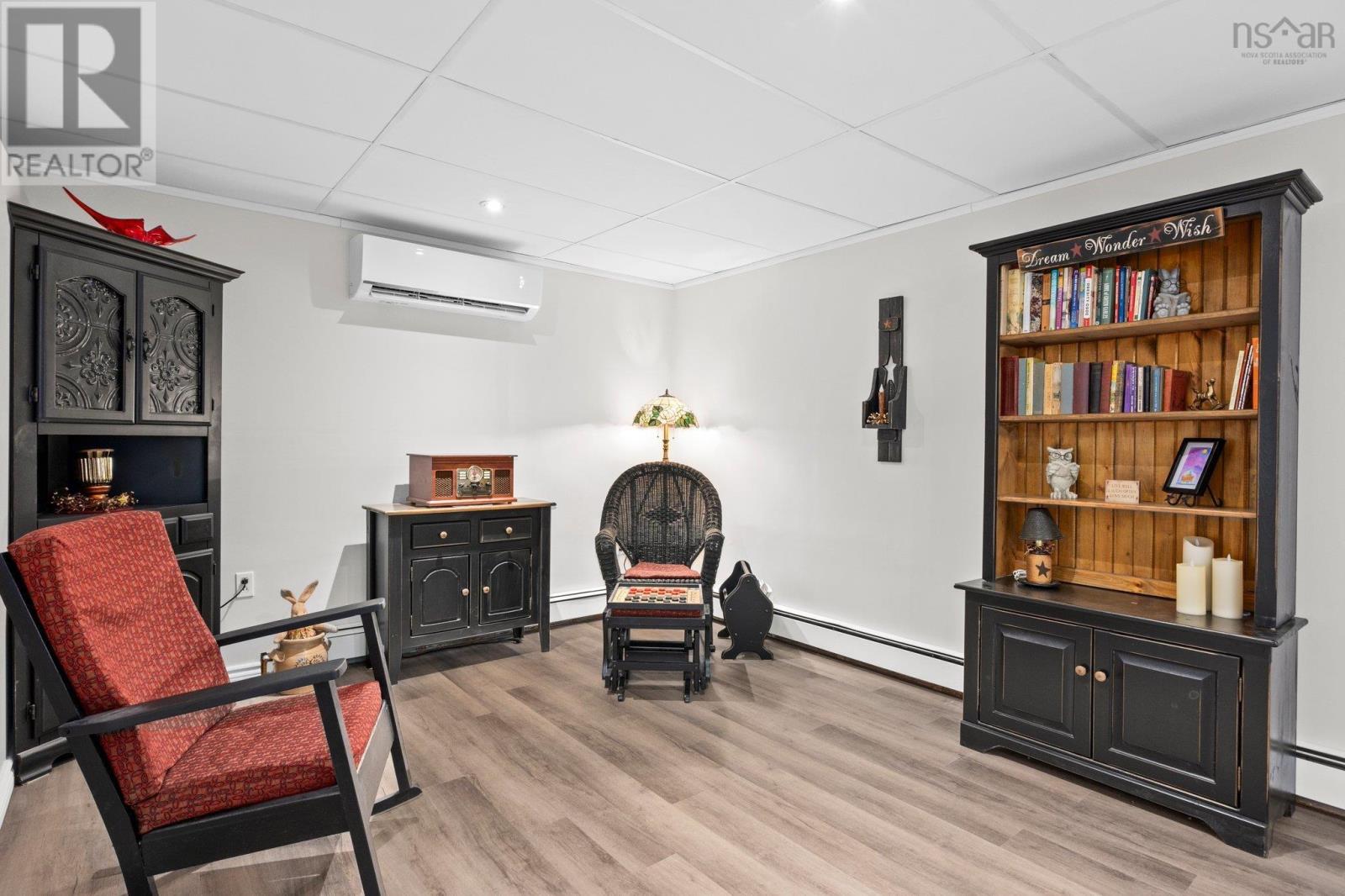 19 Sidney Crescent, Eastern Passage, Nova Scotia  B3G 1H8 - Photo 25 - 202502676