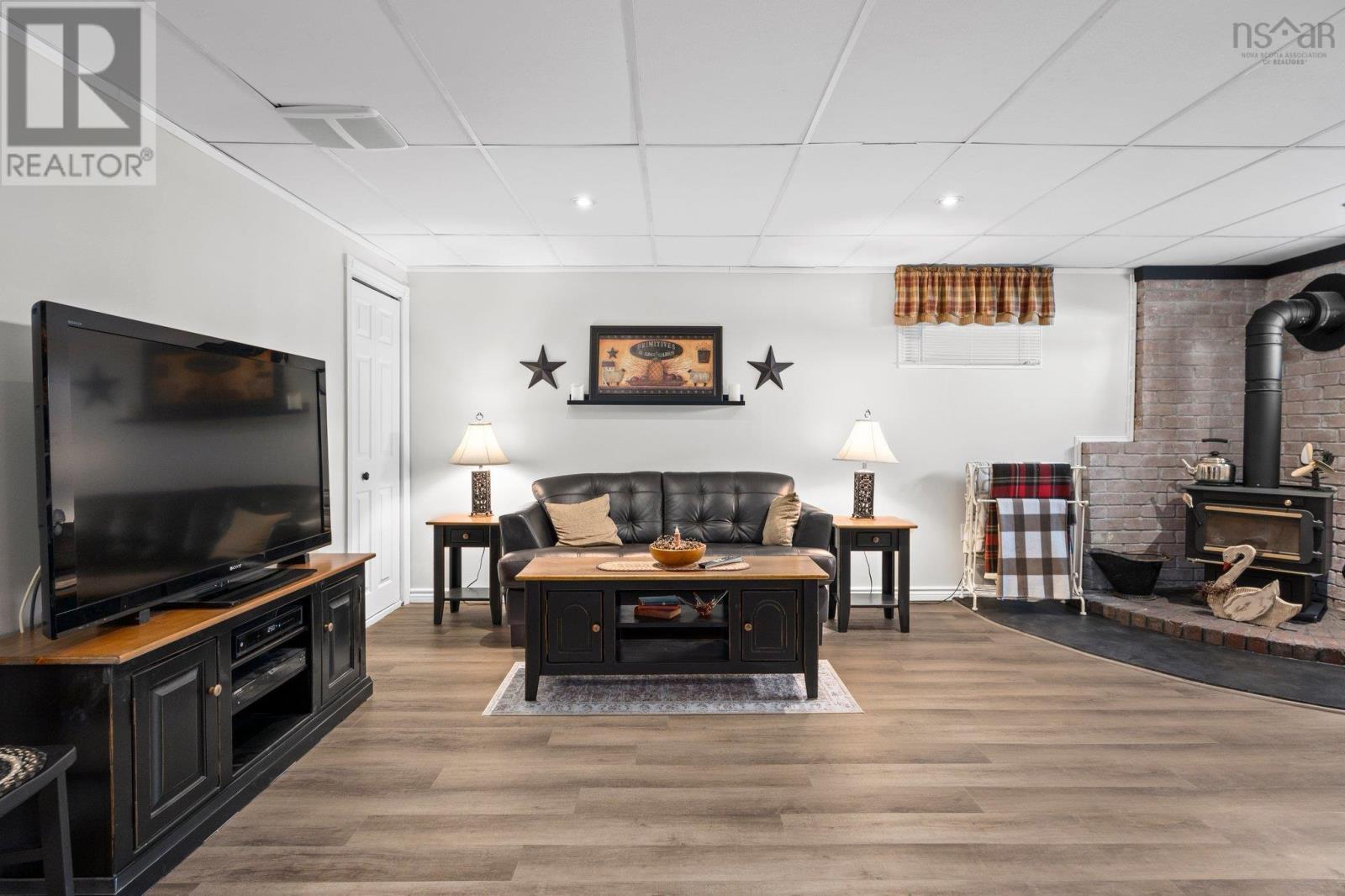 19 Sidney Crescent, Eastern Passage, Nova Scotia  B3G 1H8 - Photo 27 - 202502676