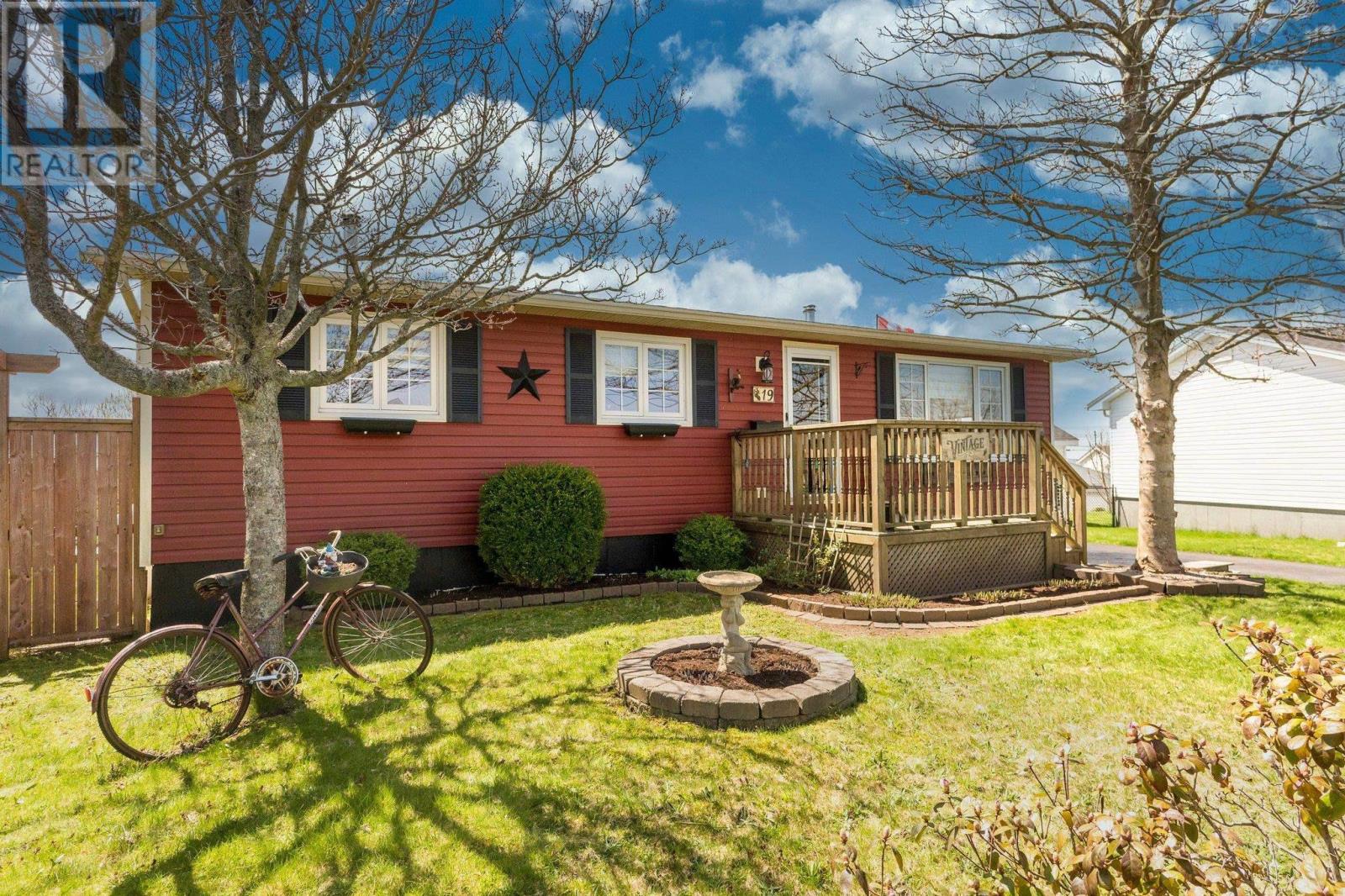 19 Sidney Crescent, Eastern Passage, Nova Scotia  B3G 1H8 - Photo 3 - 202502676