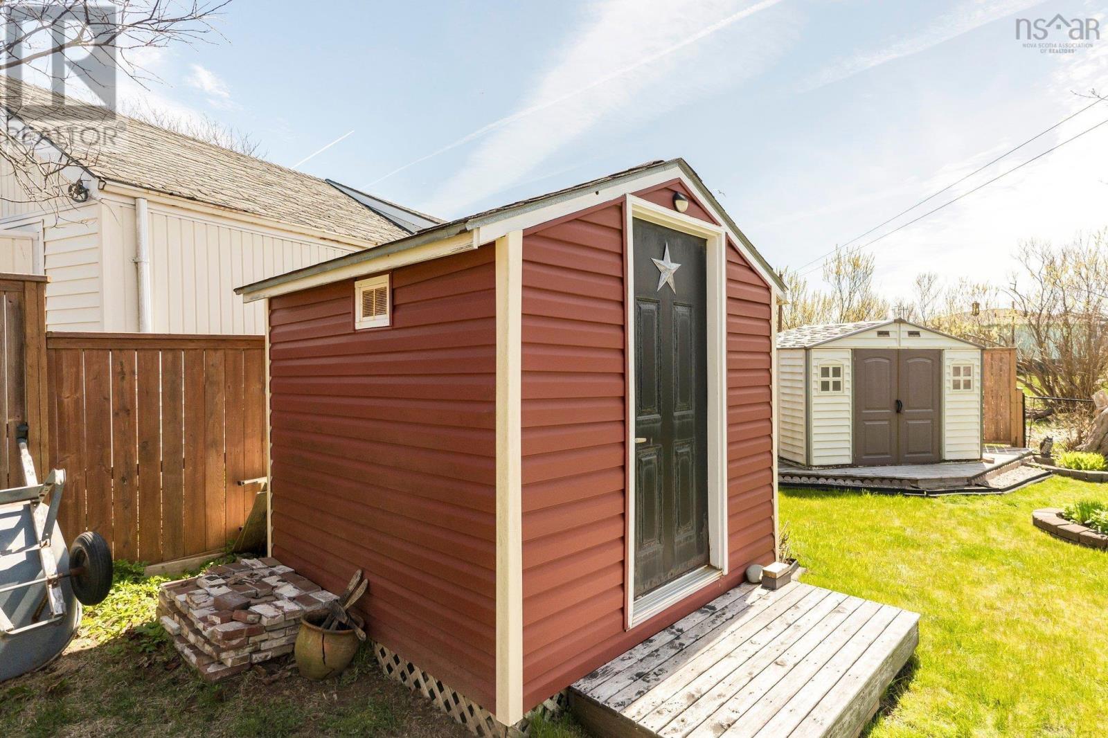 19 Sidney Crescent, Eastern Passage, Nova Scotia  B3G 1H8 - Photo 39 - 202502676