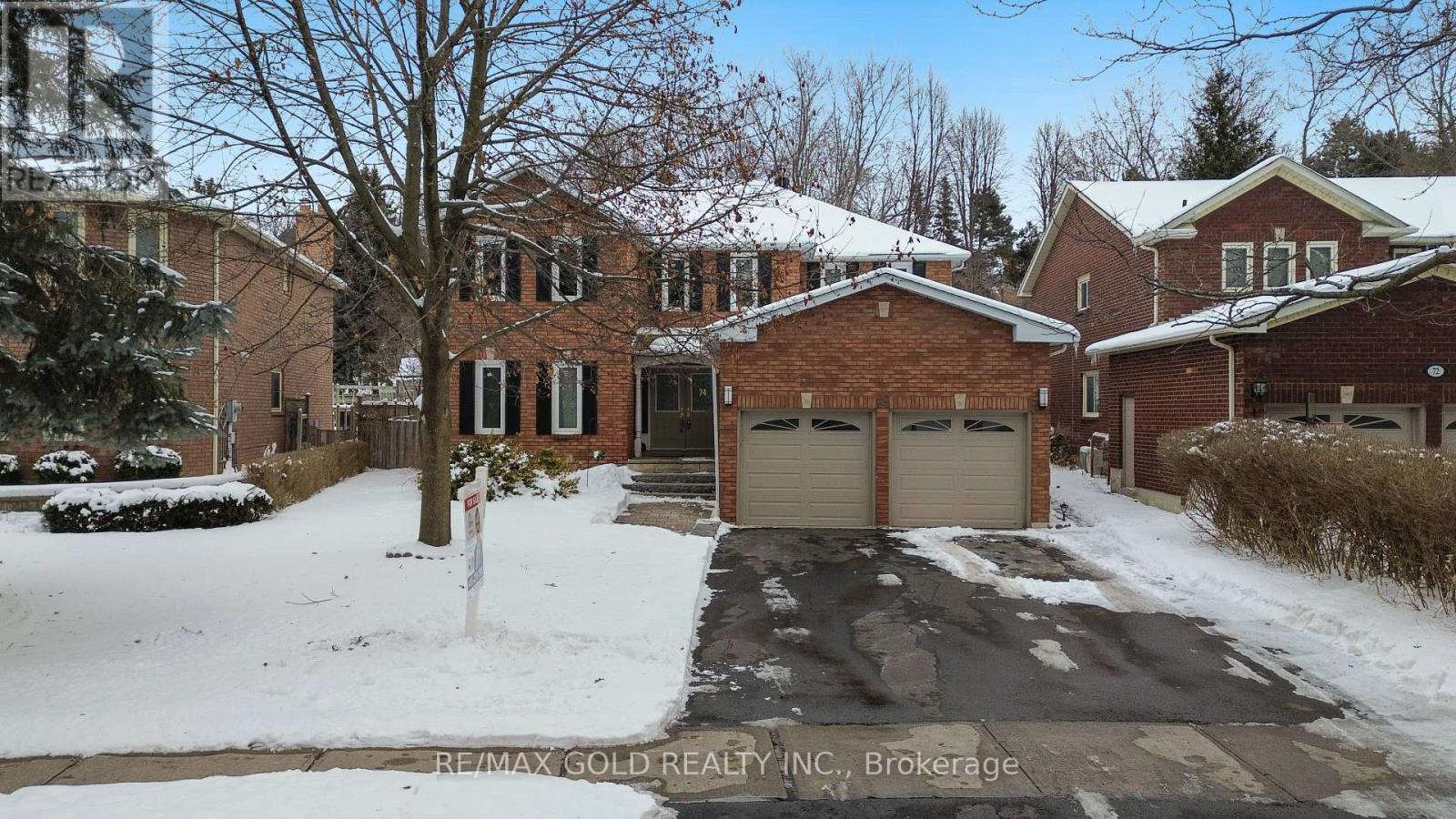 Property at 74 POLLARD CRESCENT N image 2