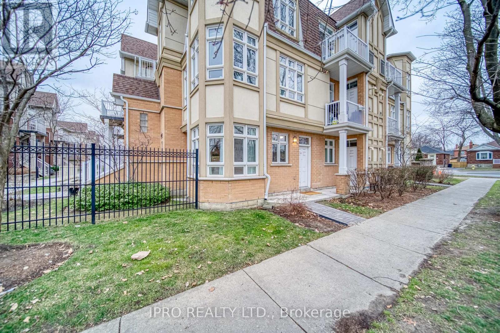 #2 - 1947 Lawrence Avenue, Toronto, Ontario  M9N 1H3 - Photo 3 - W11966406