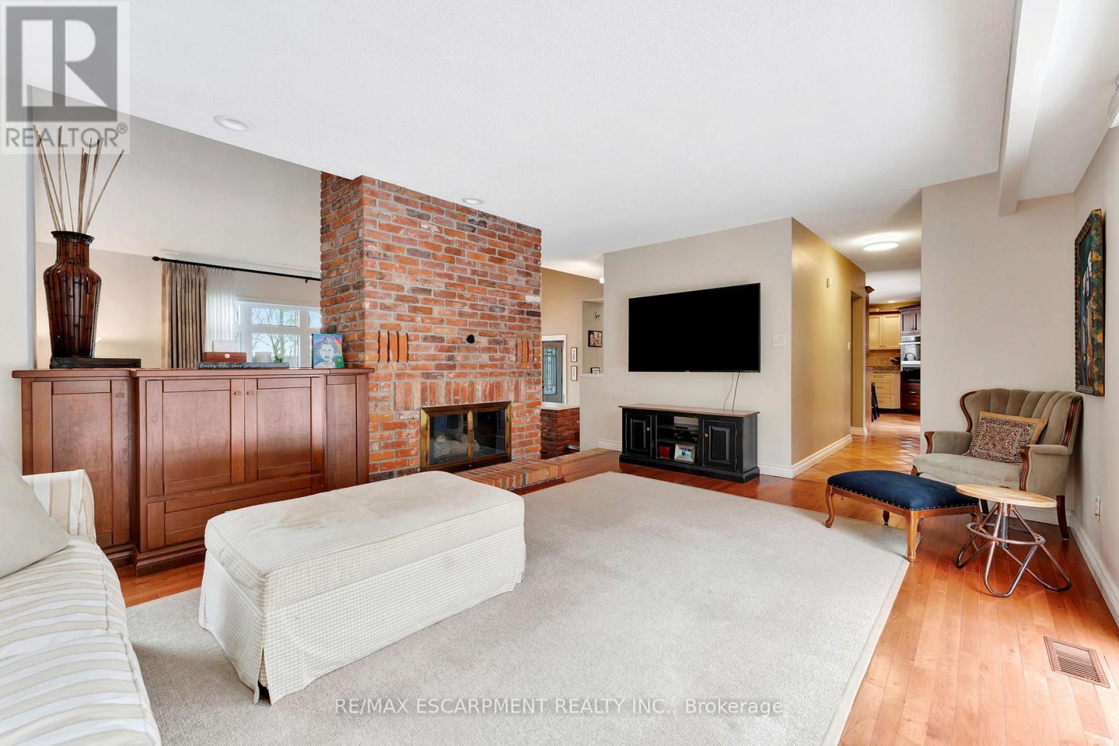 101 Hillcrest Avenue, Hamilton, Ontario  L9H 4X4 - Photo 21 - X11966898