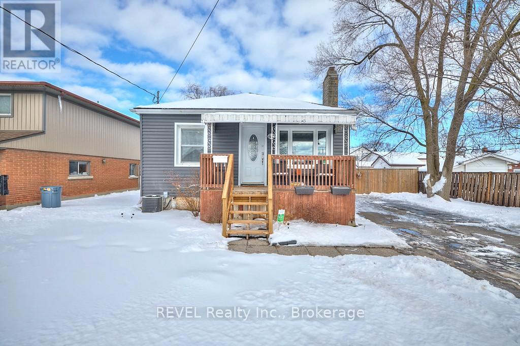 62 Elgin Street, Thorold, Ontario  L2V 3B7 - Photo 2 - X11967026