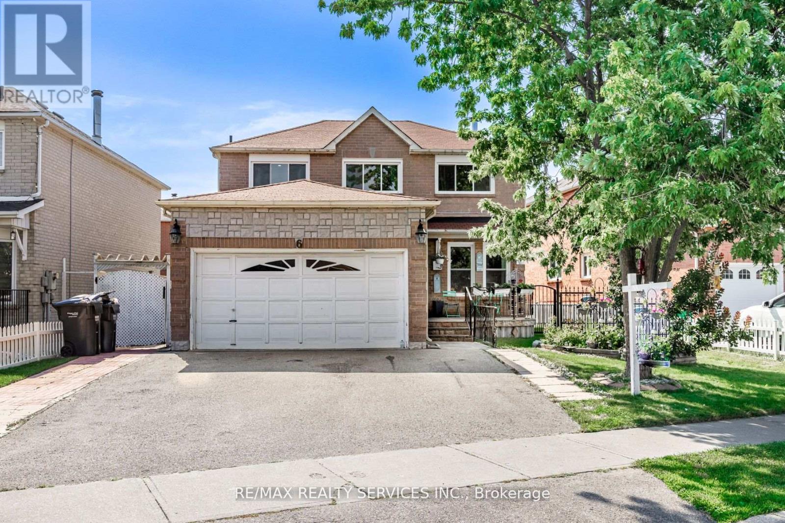 6 SONGSPARROW DRIVE, Brampton, Ontario