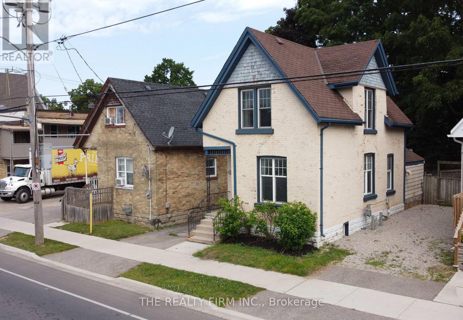 Photo 5 of 39 for 1020 Trafalgar Street