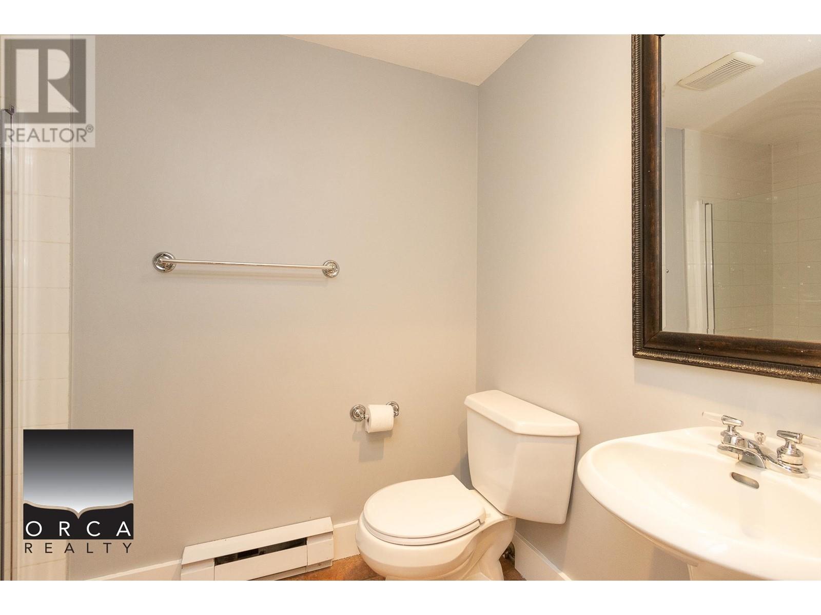 203 1523 Bowser Avenue, North Vancouver, British Columbia  V7P 2Y4 - Photo 9 - R2965627