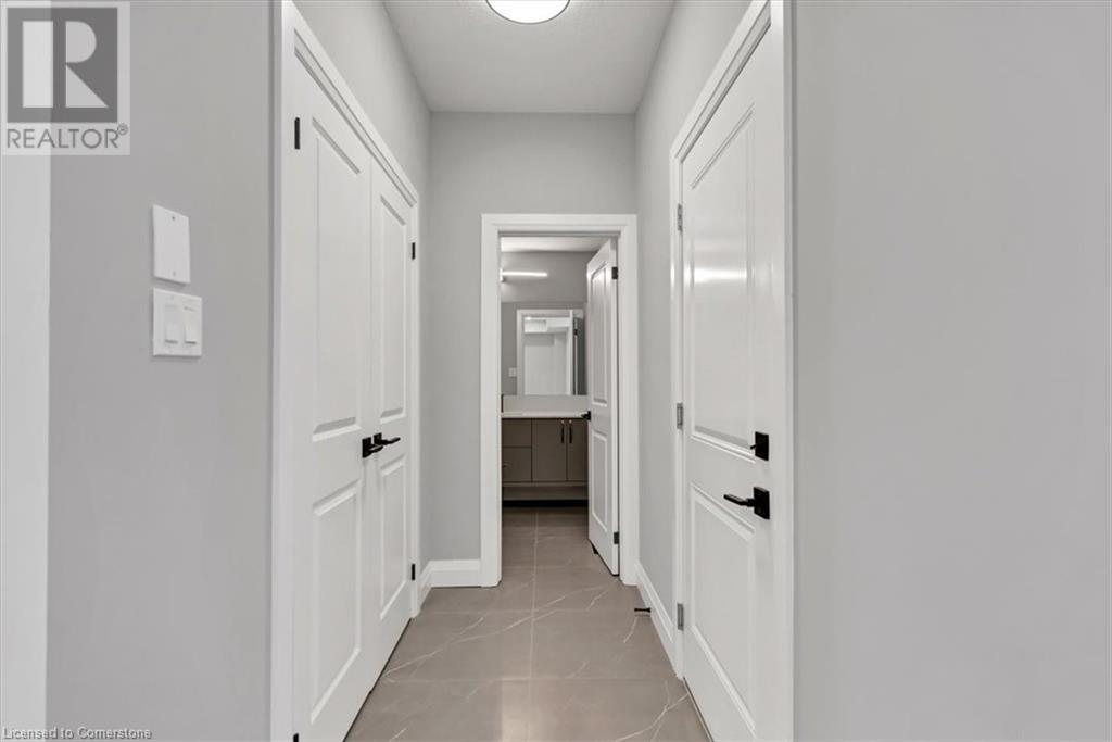 Property at 382 B SOUTHCOTE Road image 4