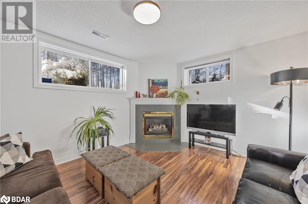 146 Columbia Road, Barrie, Ontario  L4N 8E3 - Photo 27 - 40697253