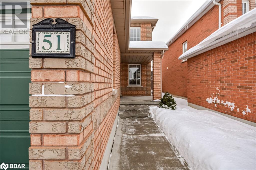 51 Catherine Drive, Barrie, Ontario  L4N 0H1 - Photo 2 - 40697499