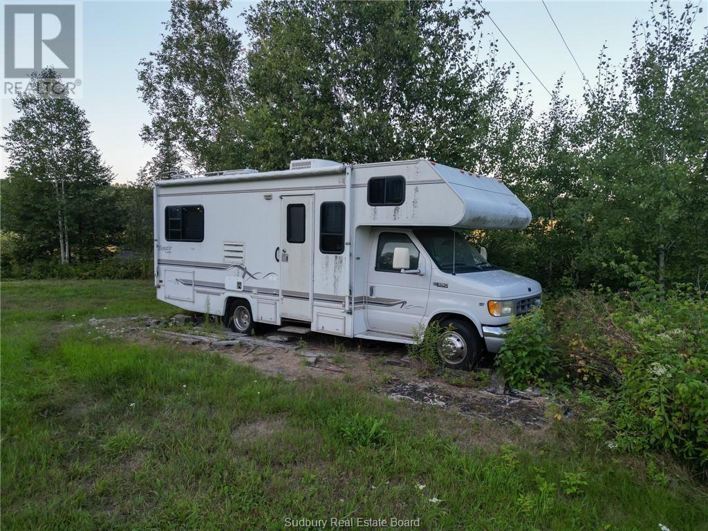 69 Boundary Road, Whitefish, Ontario  P0M 3E0 - Photo 3 - 2120750