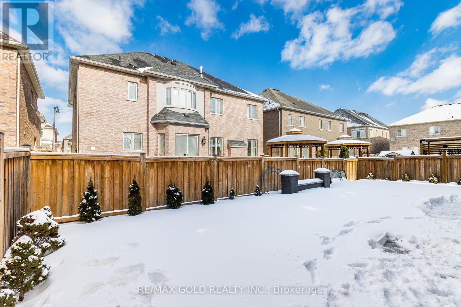 28 Cloverhaven Road, Brampton, Ontario  L6P 4E4 - Photo 47 - W11965738