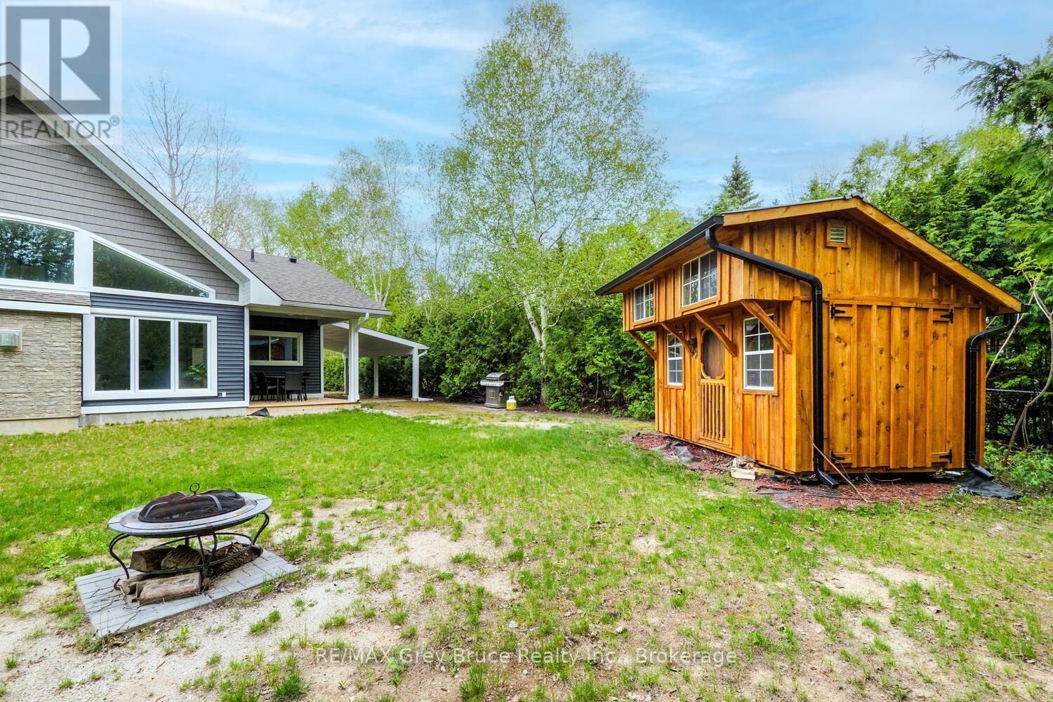 32 Southampton Parkway, South Bruce Peninsula, Ontario  N0H 2G0 - Photo 37 - X11967389